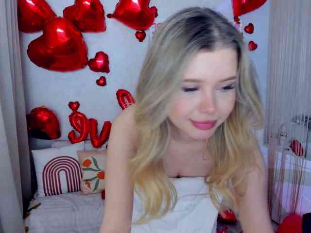 GlamorousGirl webcam