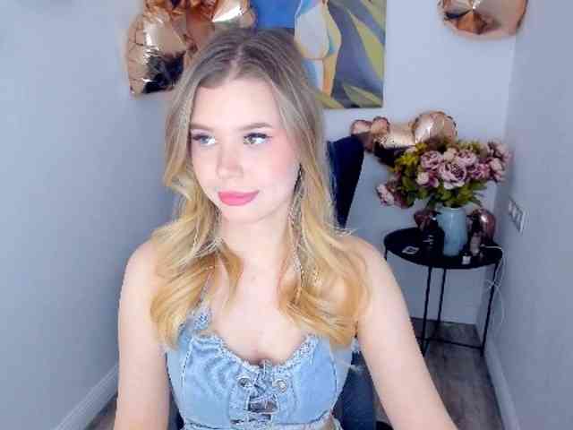 GlamorousGirl webcam