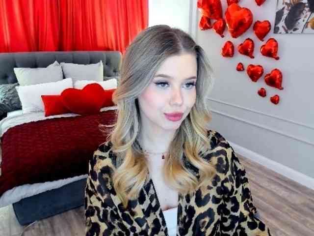 GlamorousGirl webcam