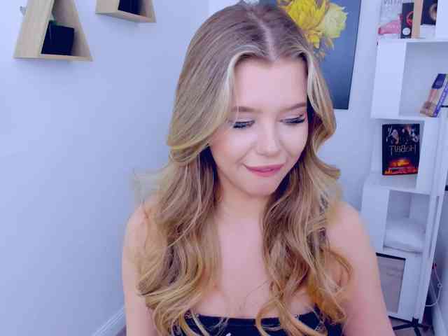 GlamorousGirl webcam