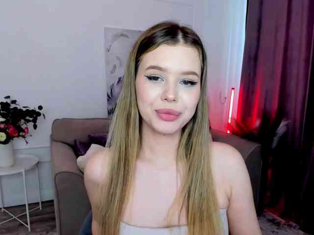 GlamorousGirl webcam