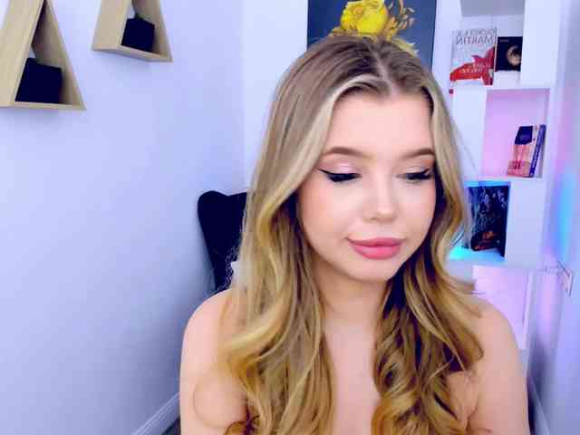 GlamorousGirl webcam