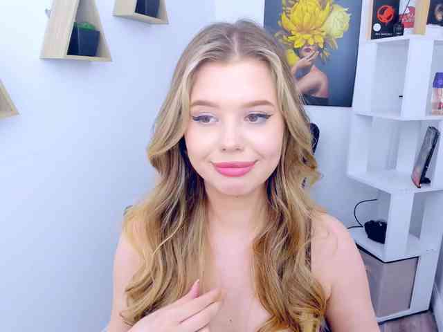 GlamorousGirl webcam