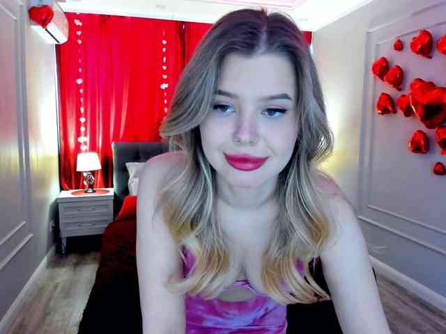 GlamorousGirl webcam