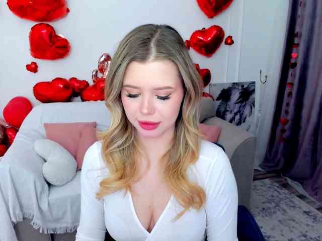 GlamorousGirl webcam