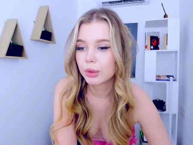 GlamorousGirl webcam
