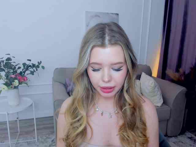GlamorousGirl webcam