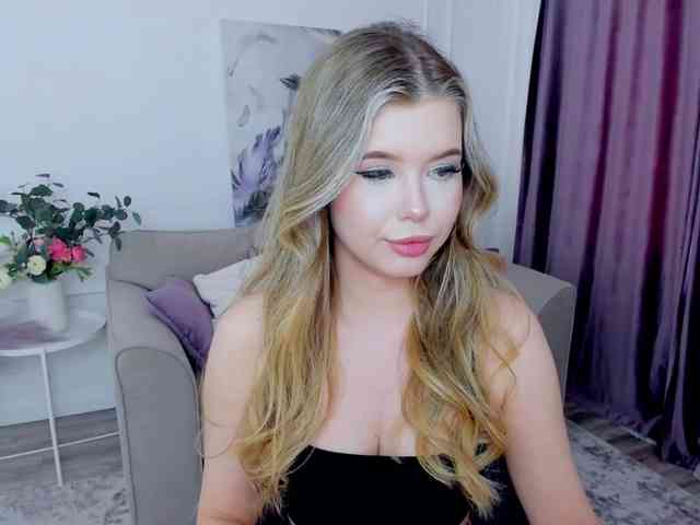 GlamorousGirl webcam