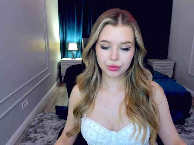 GlamorousGirl webcam