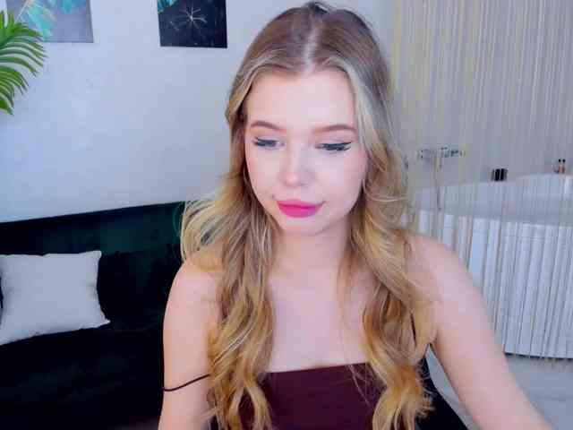 GlamorousGirl webcam