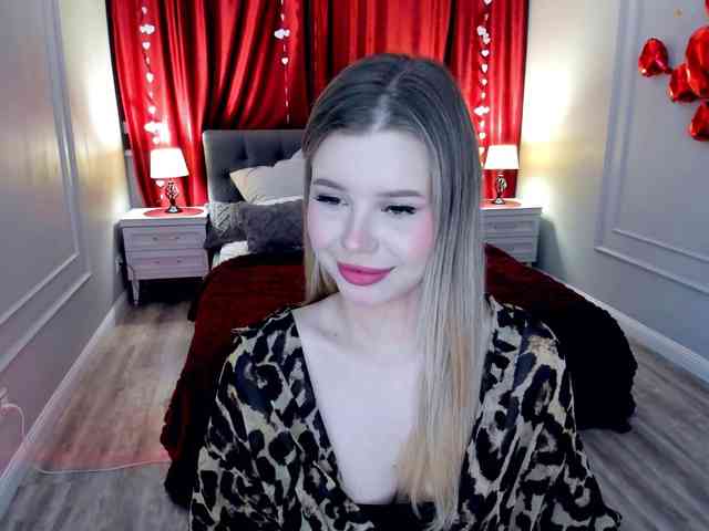 GlamorousGirl webcam