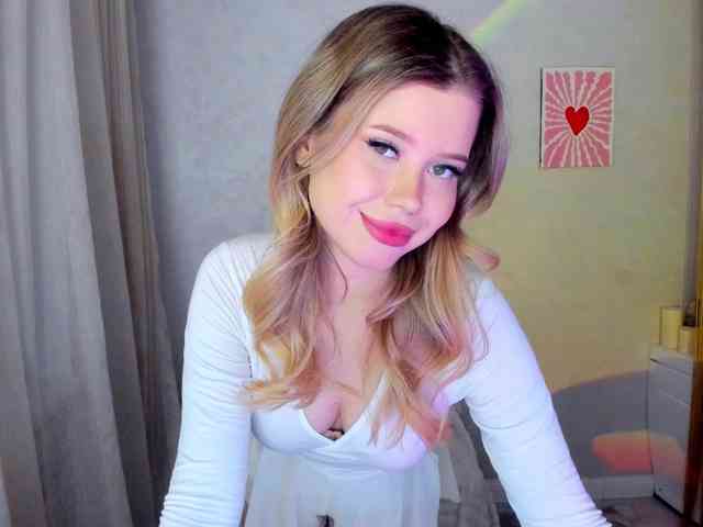 GlamorousGirl webcam