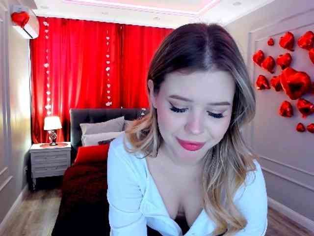GlamorousGirl webcam