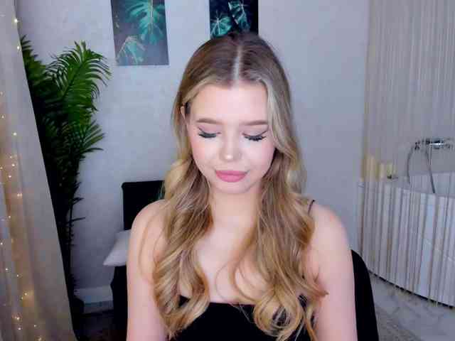 GlamorousGirl webcam