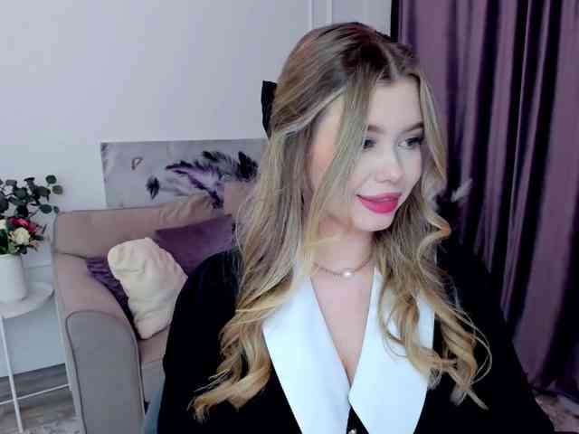 GlamorousGirl webcam