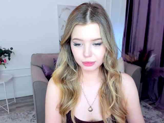 GlamorousGirl webcam
