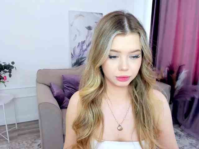 GlamorousGirl webcam