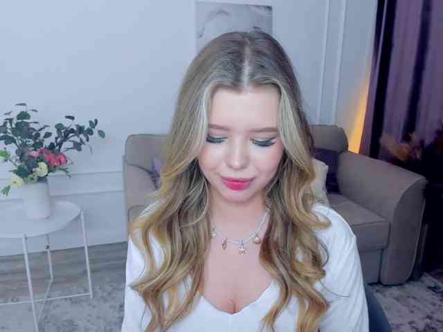 GlamorousGirl webcam