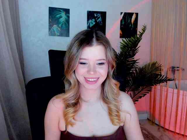 GlamorousGirl webcam