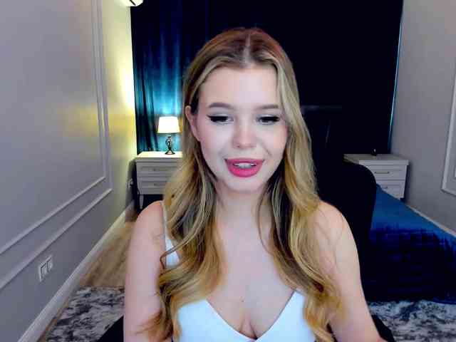 GlamorousGirl webcam