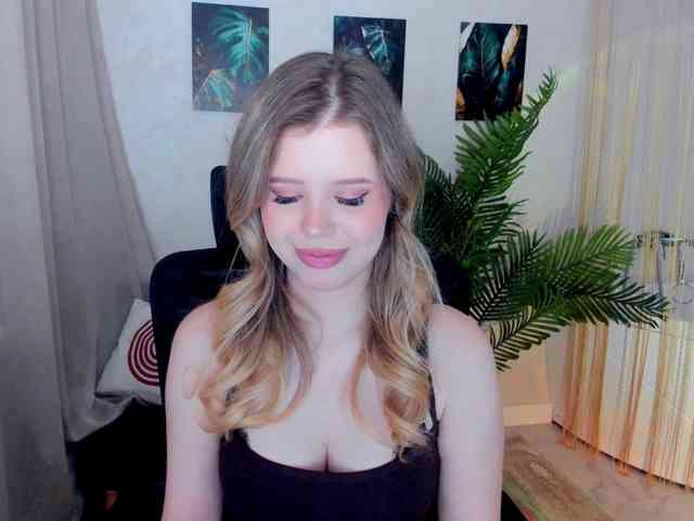 GlamorousGirl webcam