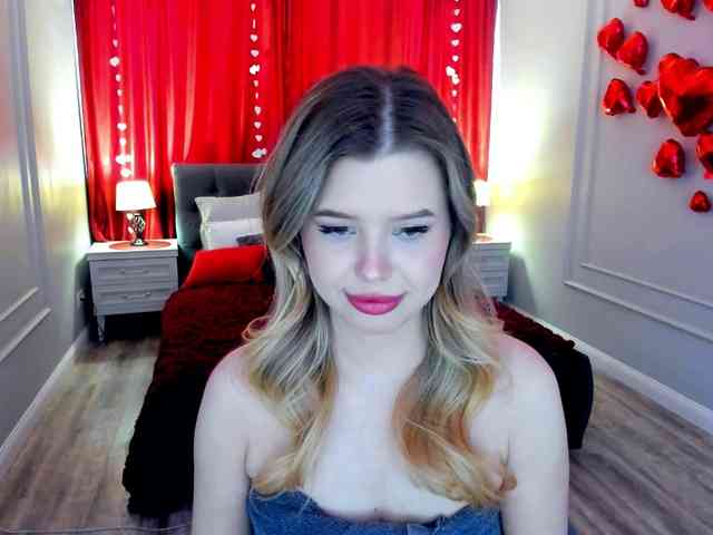 GlamorousGirl webcam