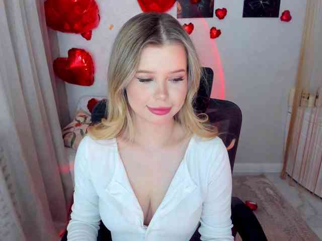 GlamorousGirl webcam