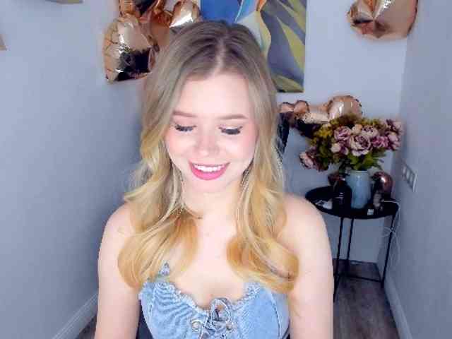 GlamorousGirl webcam