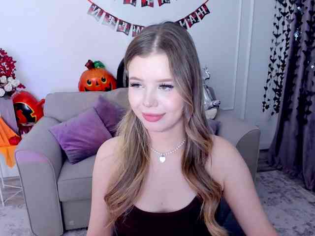 GlamorousGirl webcam