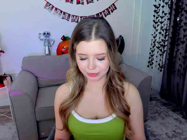 GlamorousGirl webcam