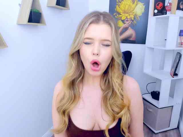 GlamorousGirl webcam