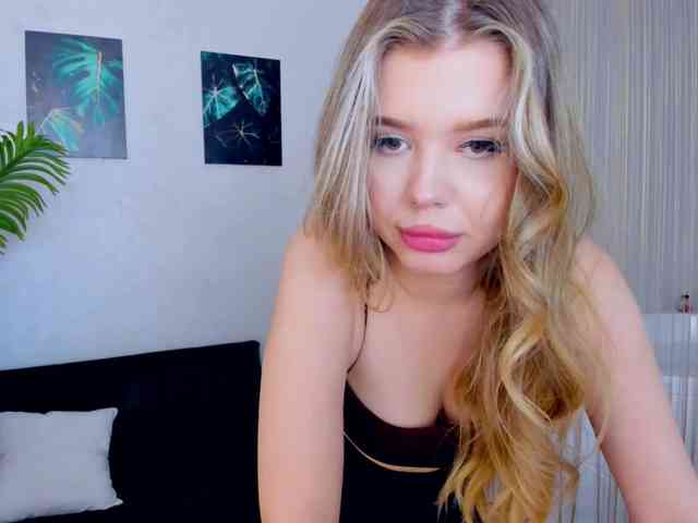 GlamorousGirl webcam