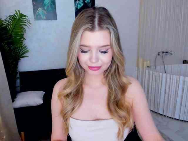 GlamorousGirl webcam