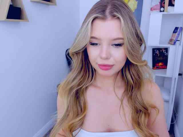 GlamorousGirl webcam