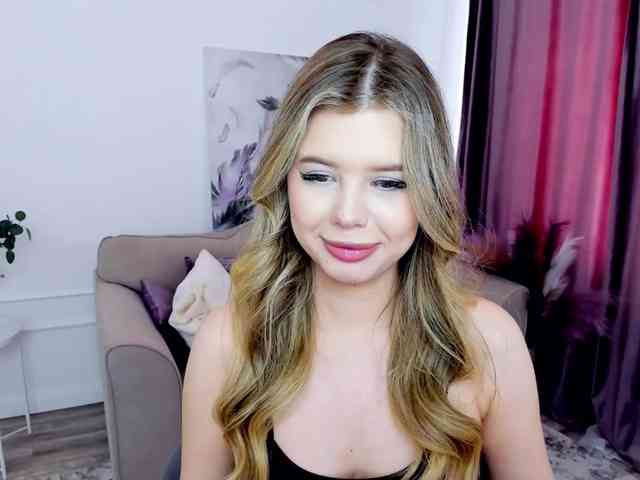 GlamorousGirl webcam