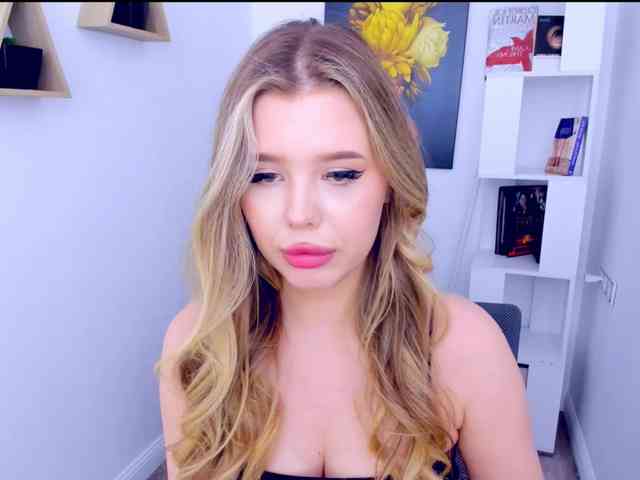 GlamorousGirl webcam