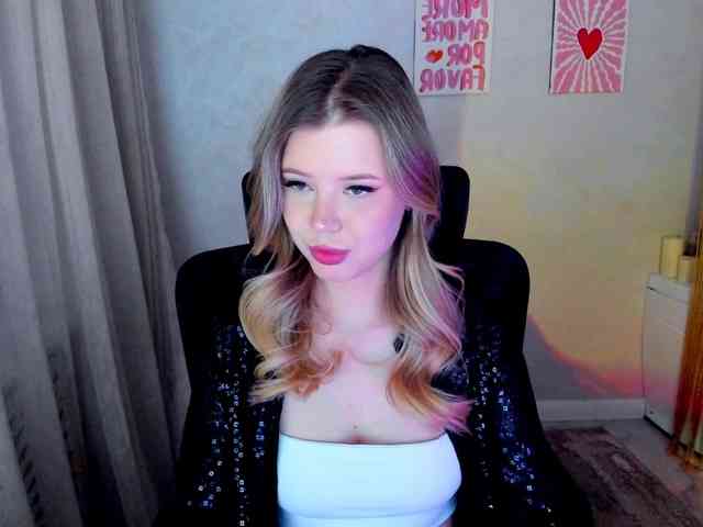 GlamorousGirl webcam