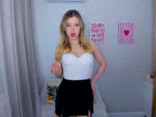 GlamorousGirl webcam