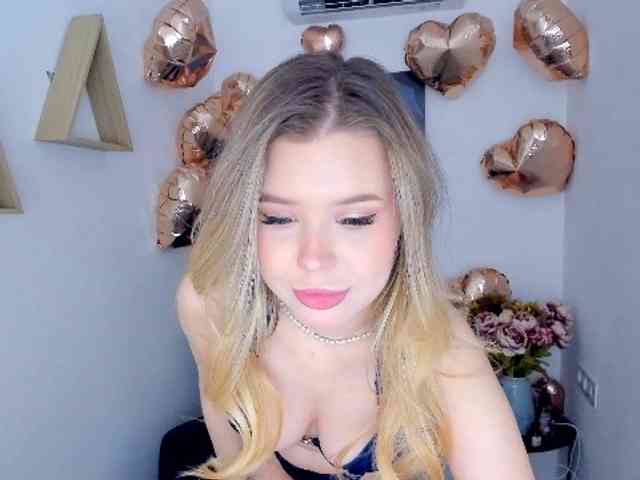 GlamorousGirl webcam