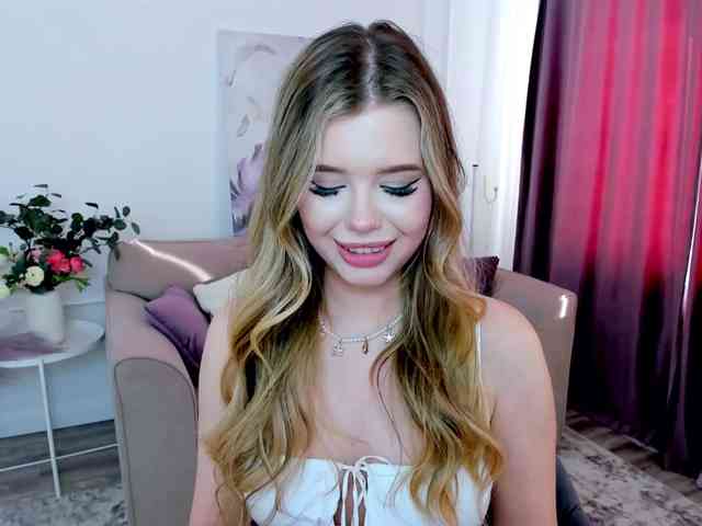 GlamorousGirl webcam