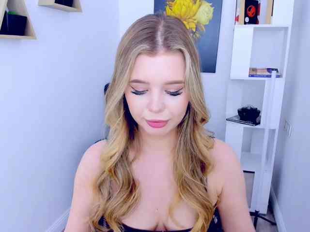 GlamorousGirl webcam