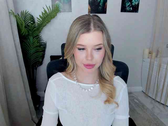 GlamorousGirl webcam