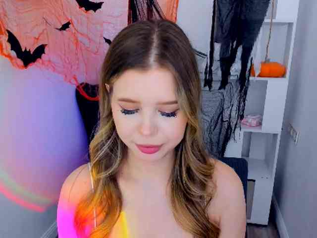 GlamorousGirl webcam