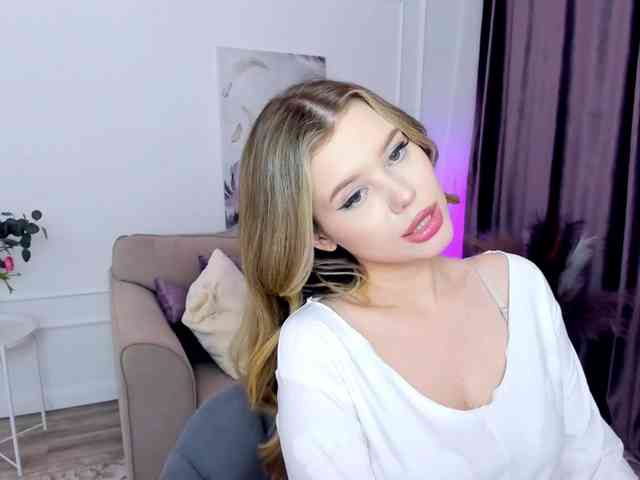 GlamorousGirl webcam