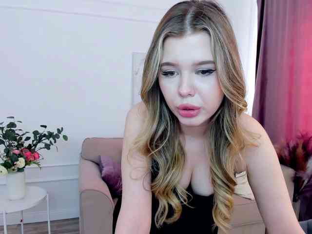 GlamorousGirl webcam
