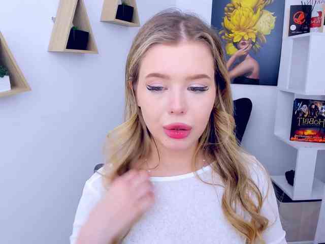GlamorousGirl webcam