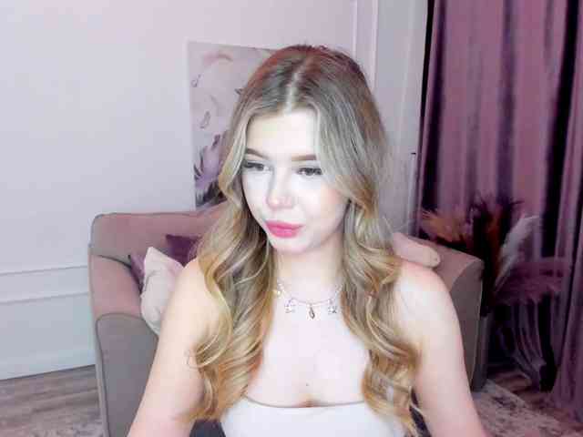 GlamorousGirl webcam