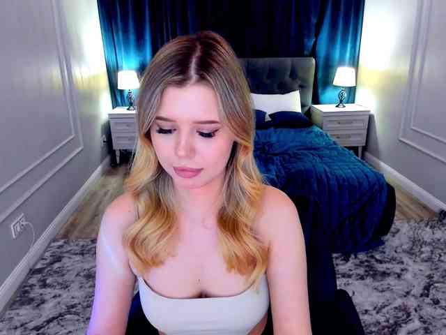 GlamorousGirl webcam