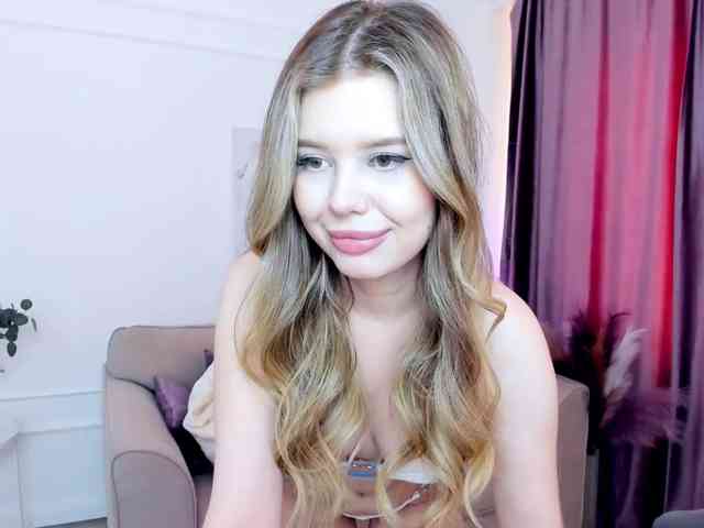 GlamorousGirl webcam