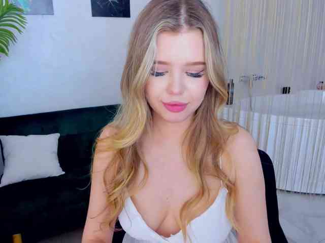 GlamorousGirl webcam
